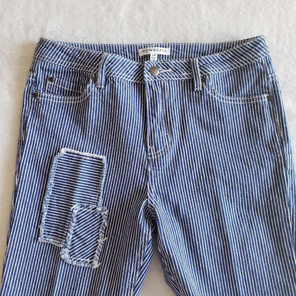 NOWADAYS Skinny Mid Rise Stretch Pinstripe Blue/White Girls Pants Size 14 - Picture 5 of 16